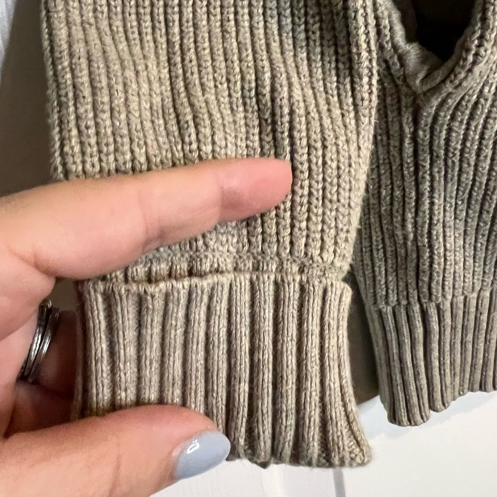 Victoria’s Secret Women's V-Neck Sweater - Tan - Picture 8 of 10